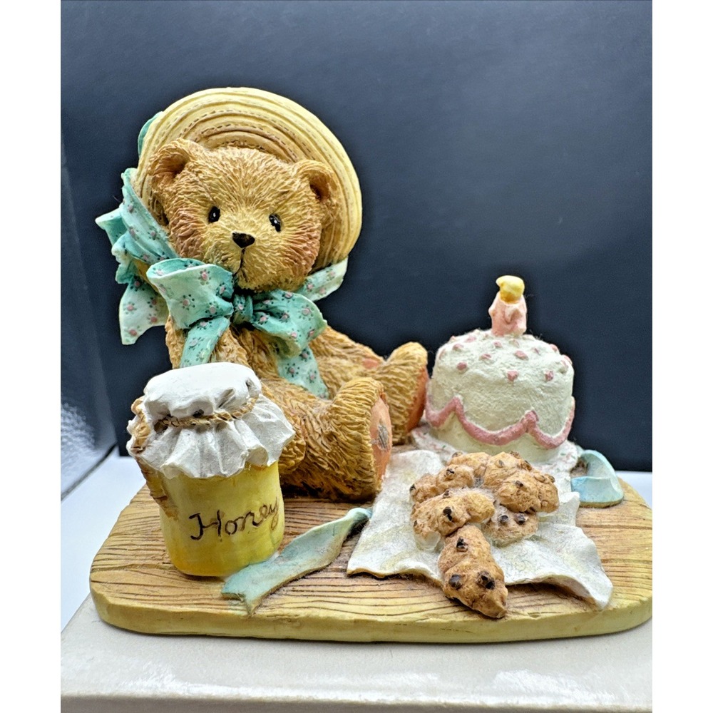 Cherished Teddies Anna #950459 "Hooray For You" Enesco P. Hillman‎ Birthday Bear